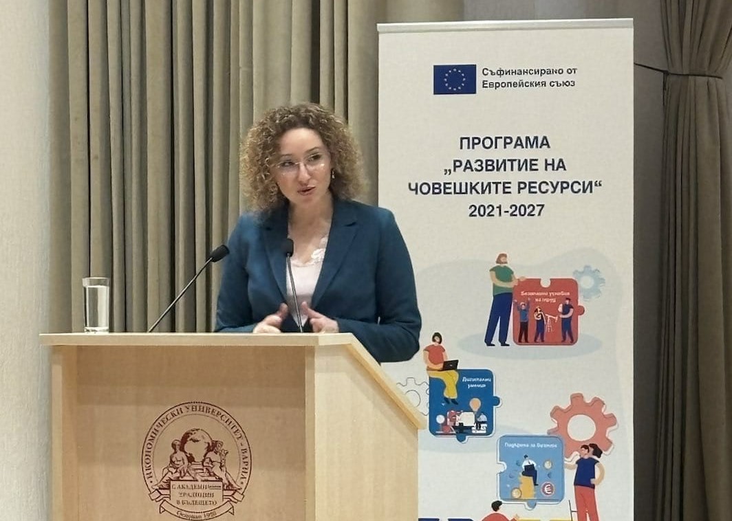 Министър Шалапатова: Във фокуса на МТСП е включването на младите хора на пазара на труда
